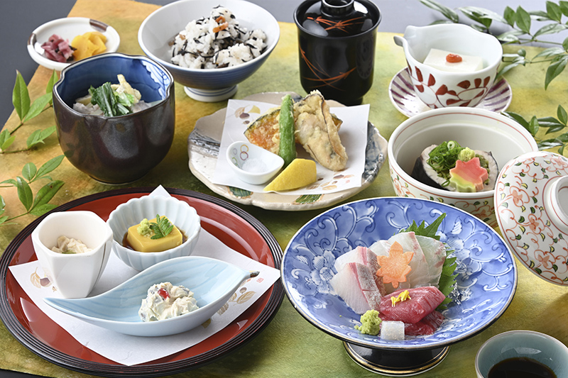 お昼限定 四季彩会席